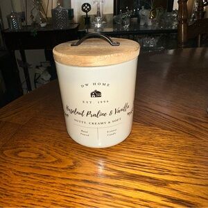 DW Home Hazelnut Praline & Vanilla Scented Candle